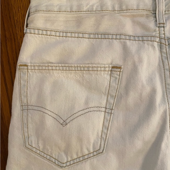 Levi’s 502 Jean shorts - Picture 8 of 9
